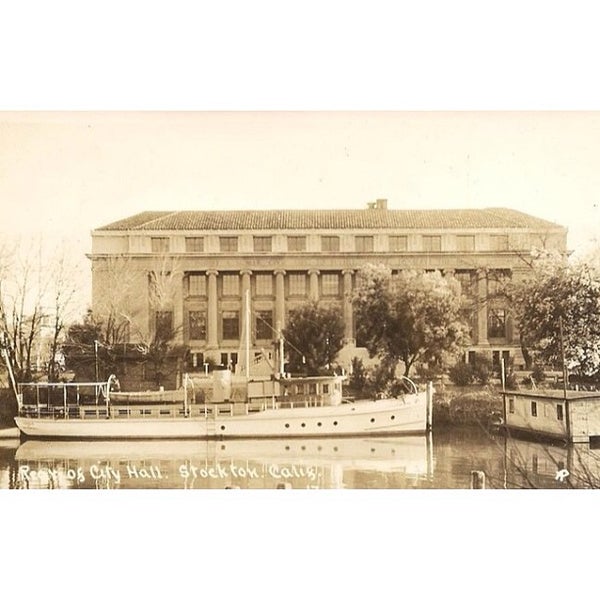 Photos at Stockton City Hall Civic Center 127 visitors