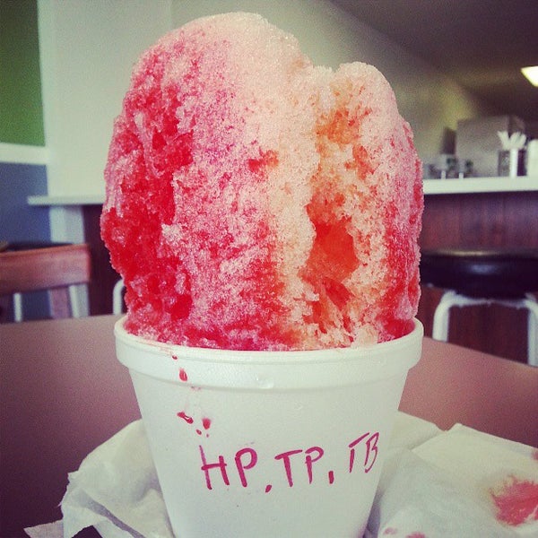 Photo taken at Ice Blast Shaved Ice by Lysabeth L. on 7/20/2013
