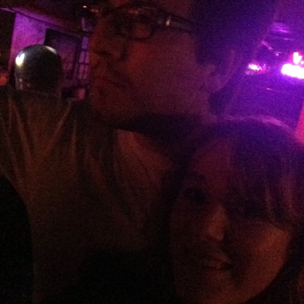 Photo prise au Studio Karaoke Club par Maddy K. le12/21/2012