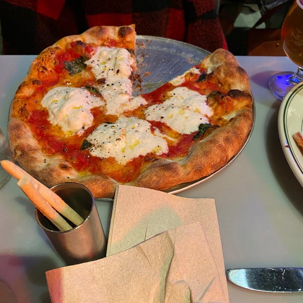 Photo taken at Pizzeria Delfina by Joshua L. on 1/19/2020