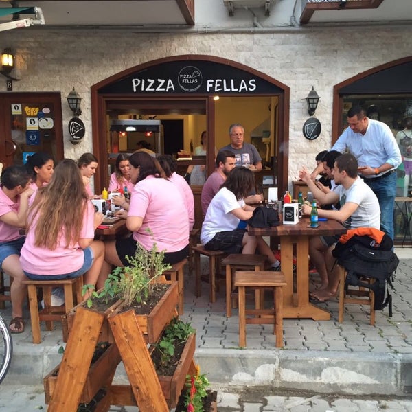 5/23/2016 tarihinde Melis K.ziyaretçi tarafından Pizza Fellas'de çekilen fotoğraf