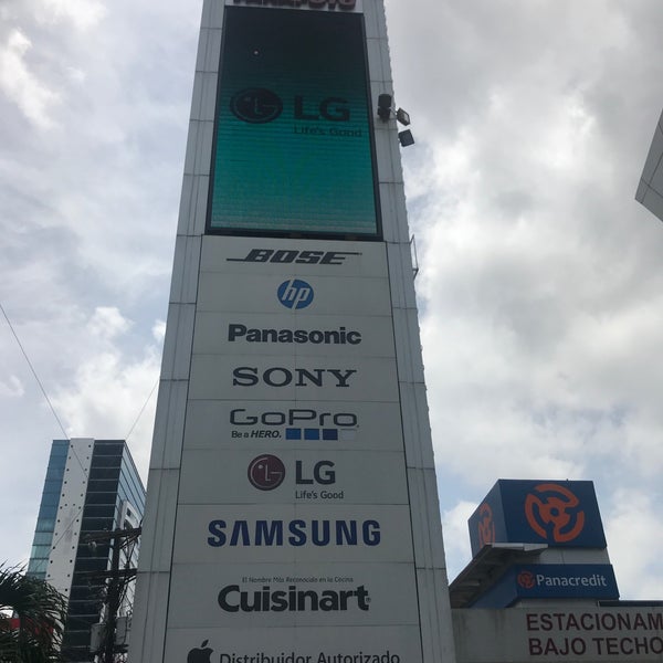 Panafoto Electronics Store in Panamá