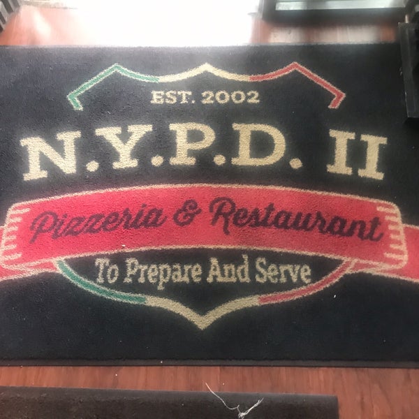 Снимок сделан в NYPD 2 Pizzeria and Italian Restaurant пользователем Robert G. 9/3/2019