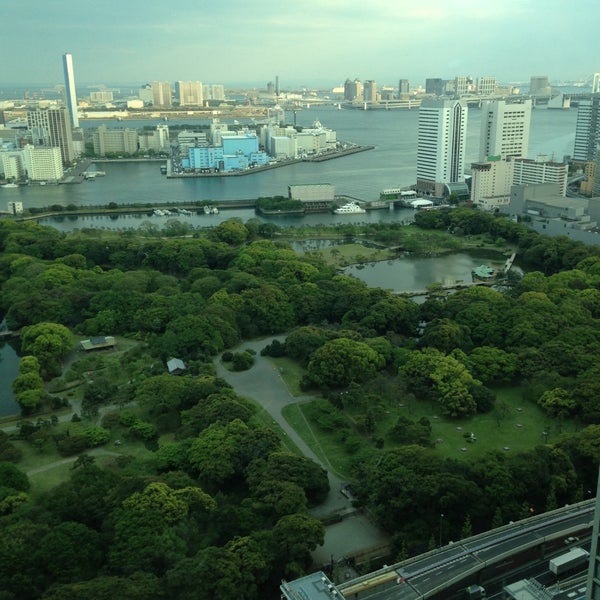 รูปภาพถ่ายที่ Conrad Tokyo โดย Sergey G. เมื่อ 4/22/2013
