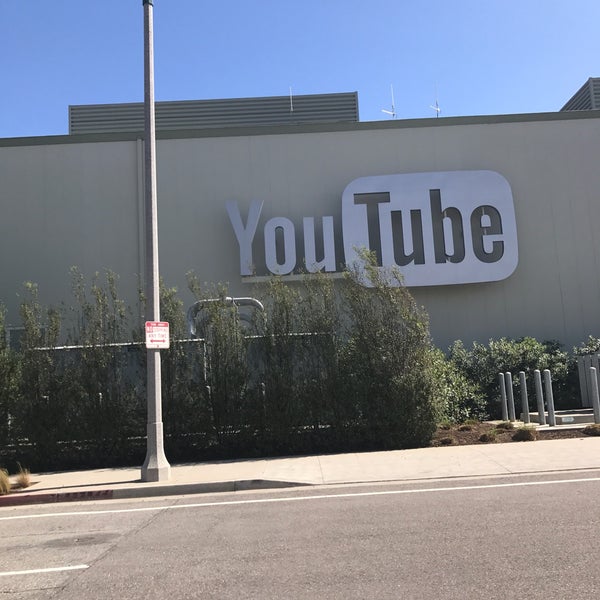 Photo taken at YouTube Space LA by Kristin L. on 4/5/2017