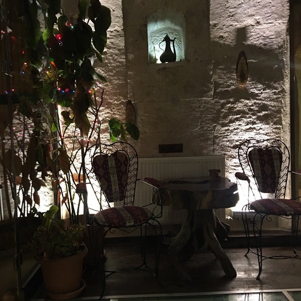 12/29/2019 tarihinde Özge U.ziyaretçi tarafından Efendi Wine House'de çekilen fotoğraf