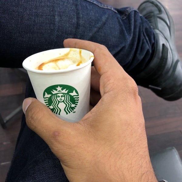 Foto scattata a Starbucks da Mohammed A. il 12/6/2019