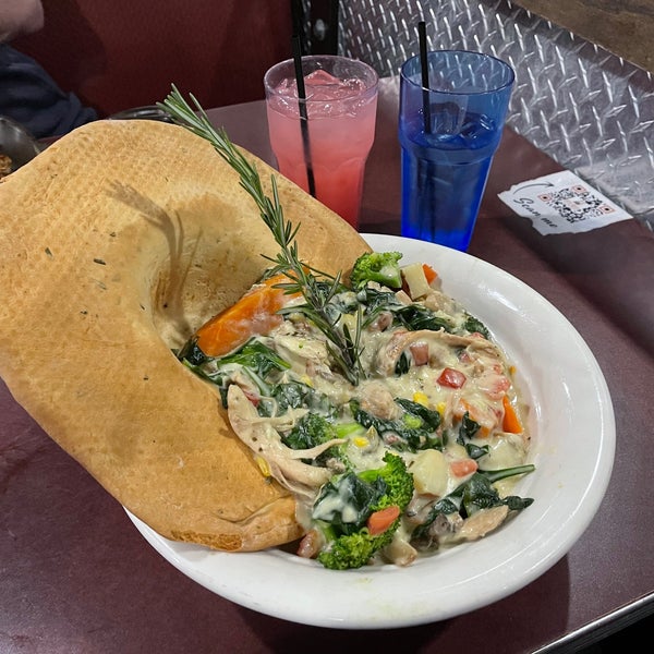 Photo taken at Hash House a Go Go by Mike S. on 3/13/2021