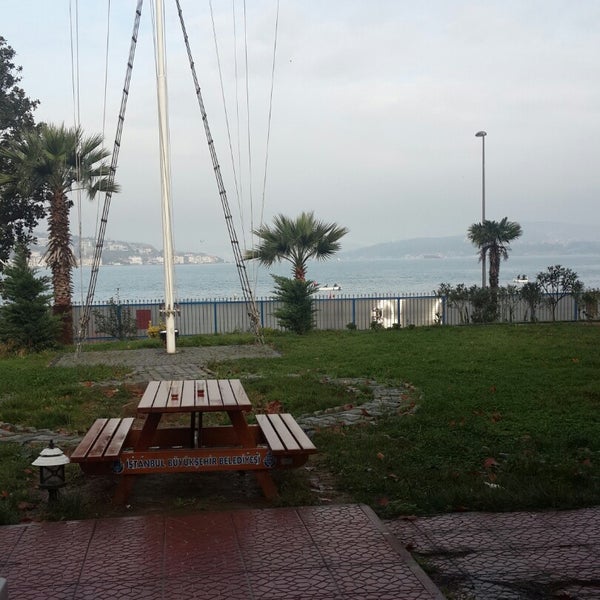 Photo taken at Seyir, Hidrografi ve Oşinografi Dairesi Başkanlığı by Volkan A. on 12/4/2014