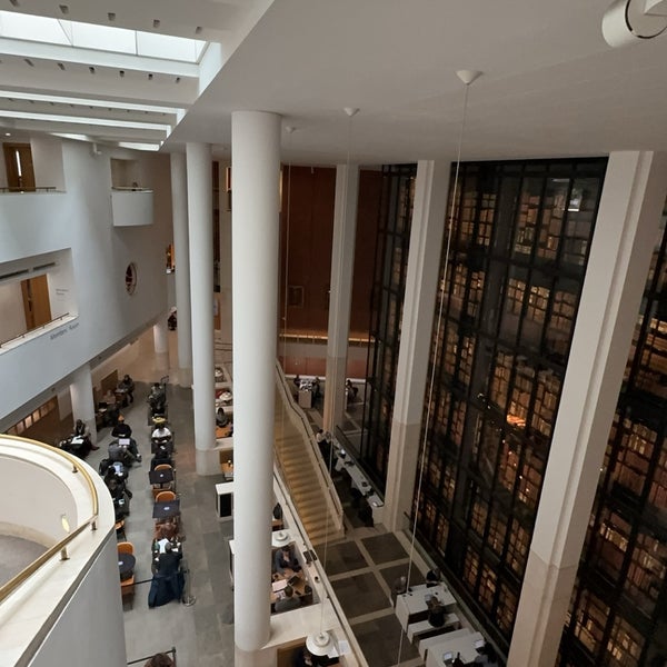 2/23/2024にHSNが大英図書館で撮った写真