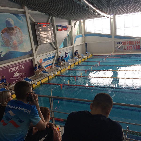 Спорткомплекс абакан. Спорткомплекс Абакан внутри. Спорткомплекс Абакан Будакина.