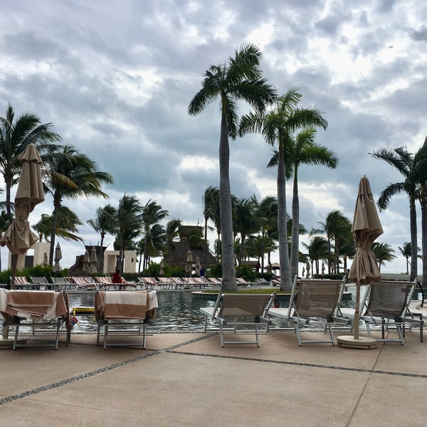 Foto tomada en Villa del Palmar Cancun Beach Resort &amp; Spa  por Melissa M. el 1/20/2018