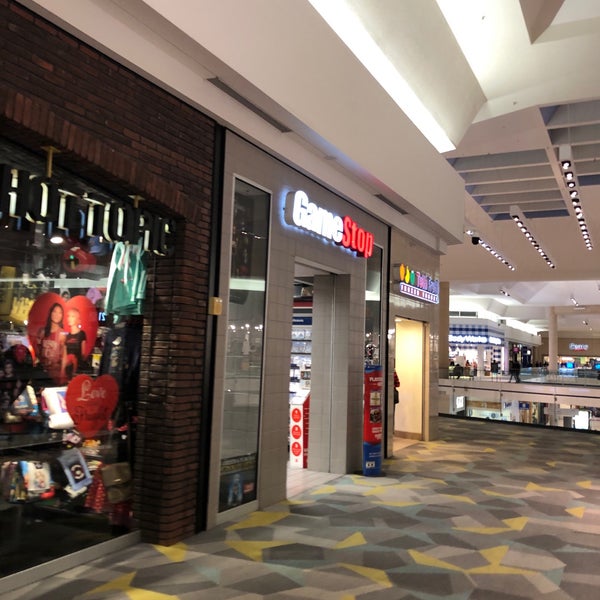 Eastridge Center  Shopping Mall In San Jose, CA