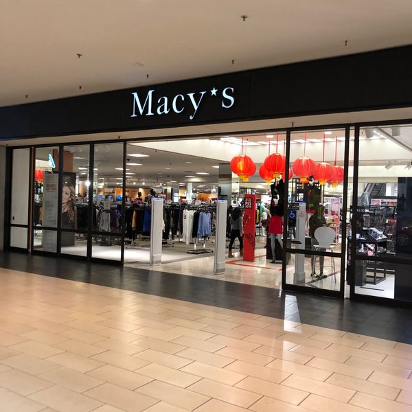 Macy's (Now Closed) Department Store in Eastridge Mall