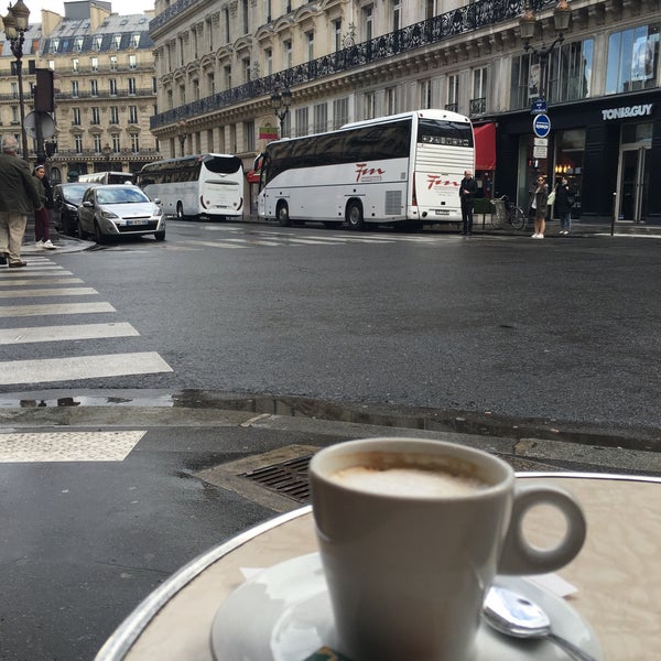 4/13/2016 tarihinde Kemal R.ziyaretçi tarafından La Brasserie du Louvre'de çekilen fotoğraf