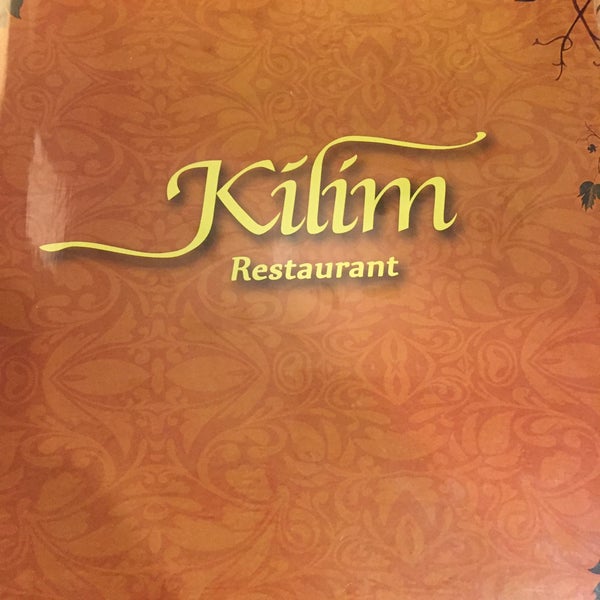 Das Foto wurde bei Kilim Restaurant von fatih b. am 10/8/2017 aufgenommen