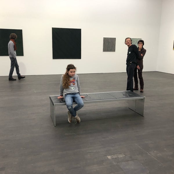 Foto tirada no(a) Stedelijk Museum voor Actuele Kunst | S.M.A.K. por Ferre v. em 11/1/2018