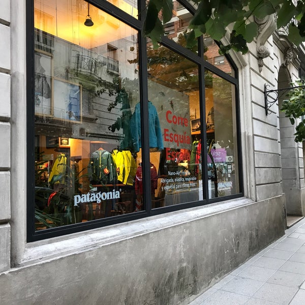 Patagonia - Retiro - Suipacha 1178