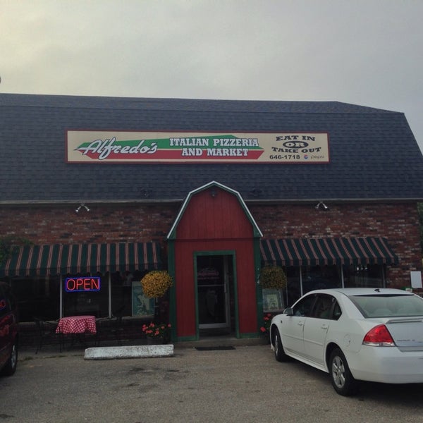 Alfredo's Italian Pizzeria 7 tips from 124 visitors