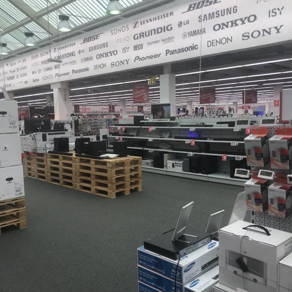 Photo taken at MediaMarkt by Sascha B. on 9/21/2018