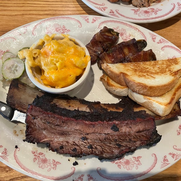 Photo taken at Midwood Smokehouse by Dave W. on 12/2/2023