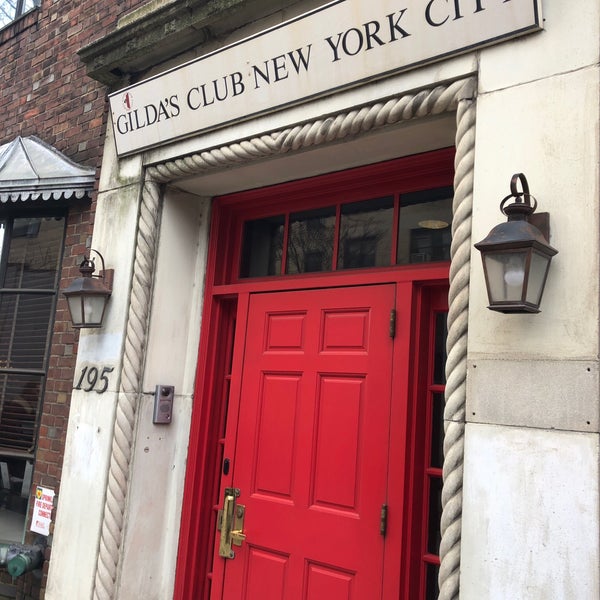 2/15/2019 tarihinde Eric N.ziyaretçi tarafından Gilda&#39;s Club New York City'de çekilen fotoğraf