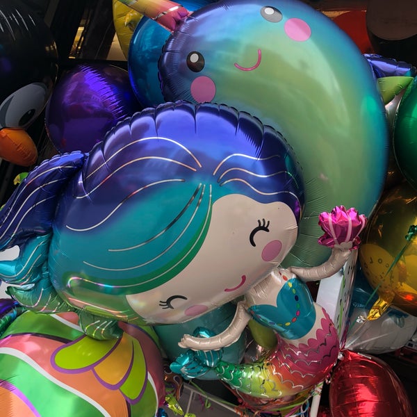 8/21/2018에 Eric N.님이 Balloon Saloon에서 찍은 사진