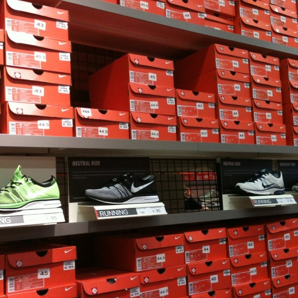 Nike shop store brescia