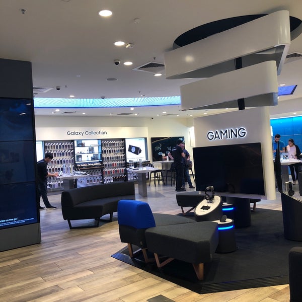 Samsung Experience Store (Now Closed) Electronics Store in Melbourne CBD