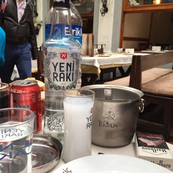 Foto diambil di Seviç Restaurant oleh Ugur S. pada 10/18/2014