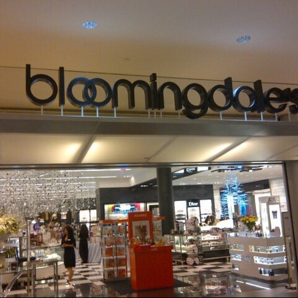 Louis Vuitton Store Bloomingdale's