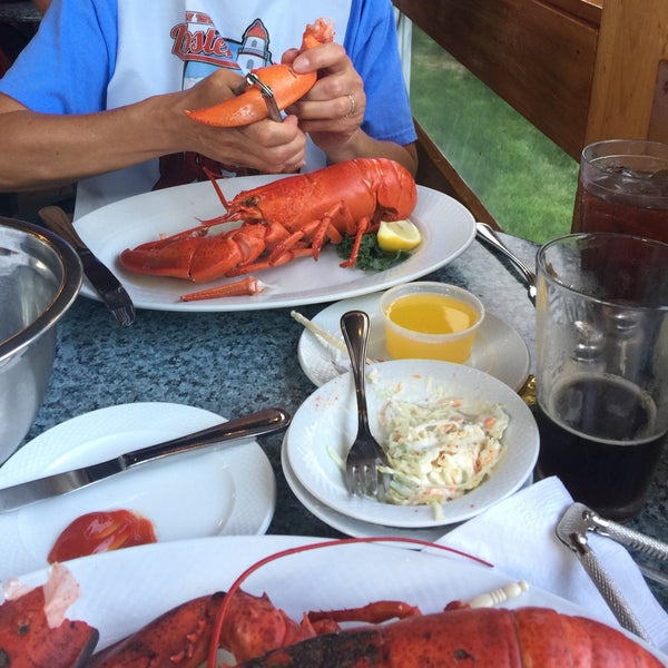 Clam chowder, lobster, surf and turf and the blueberry pie with ice cream was excellent.  The service was great.  We arrived on a Thursday at 5:15PM and were seated in the patio overlooking the river.