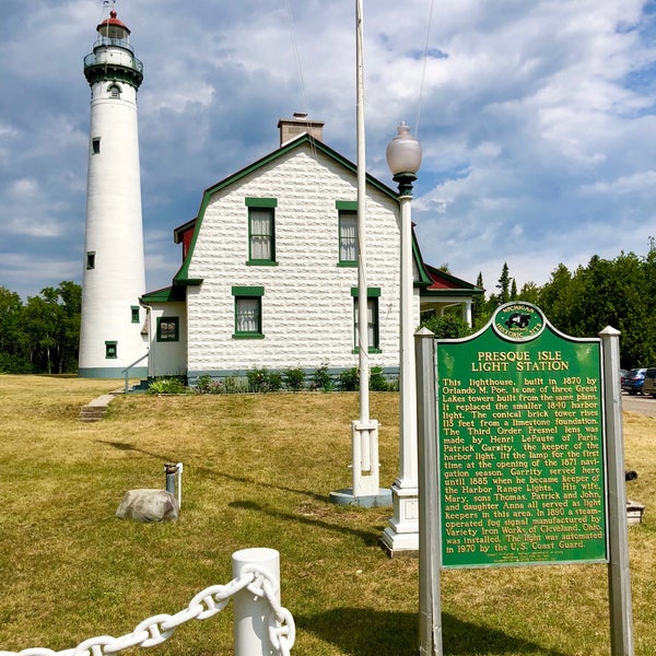 Foto tirada no(a) New Presque Isle Lighthouse por Eddy G. em 1/19/2019