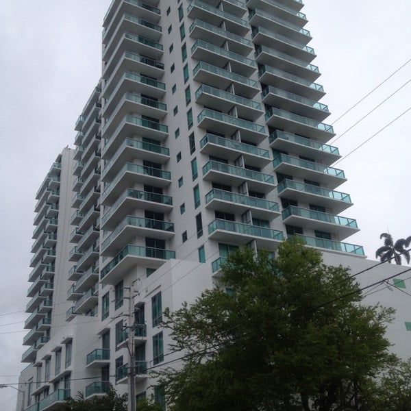Gallery Art Condo Structure in Edgewater