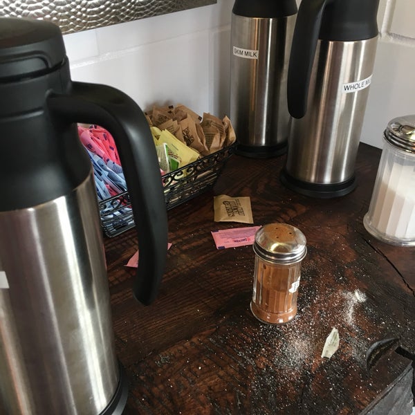 9/26/2017에 Consta K.님이 Pilot Pete&#39;s Coffee &amp; Treats에서 찍은 사진