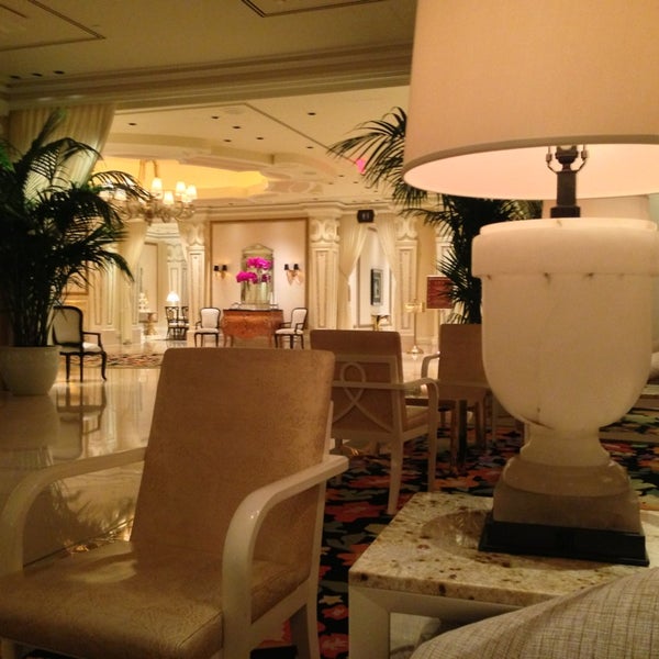 Photo taken at Tower Suite Bar at The Wynn by Constantine K. on 2/9/2013