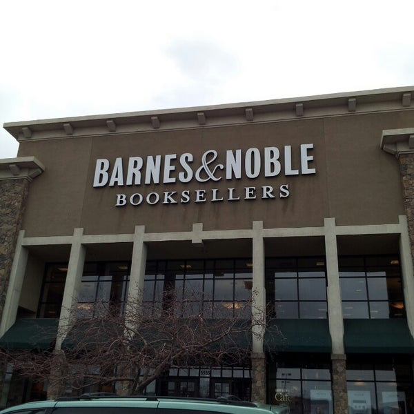 barnes and noble the foxhole court barnes and noble the foxhole court