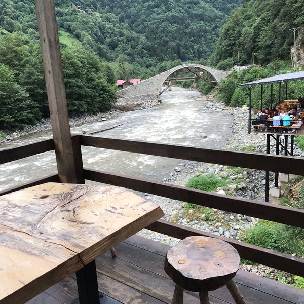 Photo prise au Çinçiva Kafe par Gizem Y. le8/5/2019