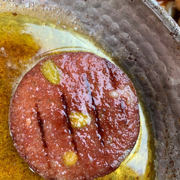 2/21/2019 tarihinde Mehmet K.ziyaretçi tarafından Ramazan Bingöl Köfte &amp; Steak'de çekilen fotoğraf