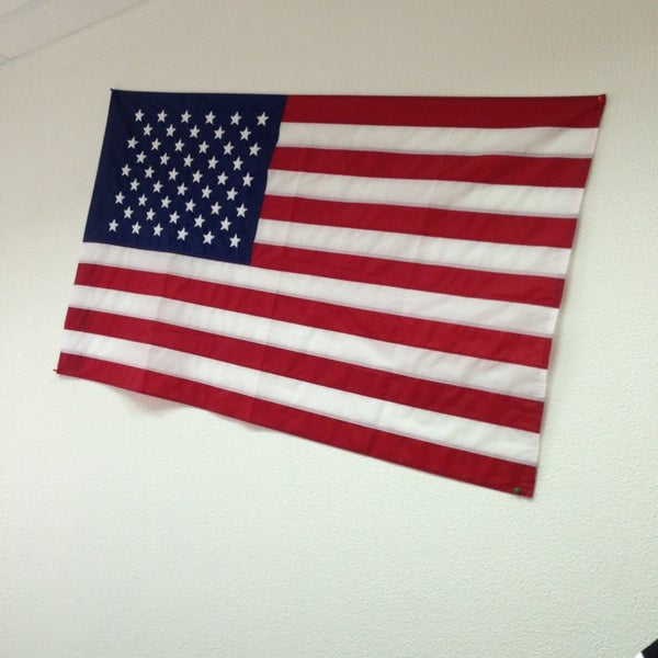 Консалтинг учебный центр. Перевод финансовых документов. Интербридж консалтинг. Интербридж консалтинг. Совещание бизнесменов.