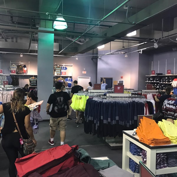 Tommy Hilfiger Outlet Miami, FL - Last Updated December 2023 - Yelp