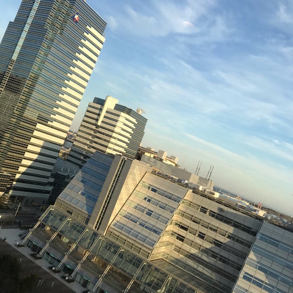 Photo taken at Hotel Sunroute Ariake by あお on 3/9/2019