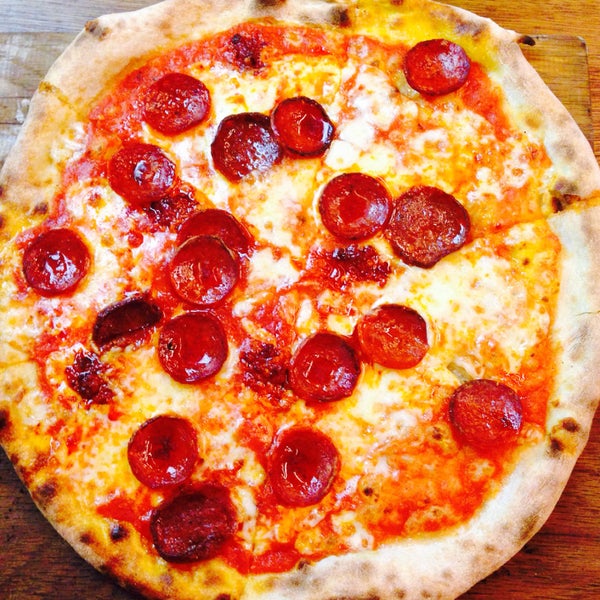 Yard Sale Pizza Pizzeria in Hackney