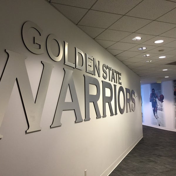Foto tirada no(a) Golden State Warriors por Stephen C. em 8/24/2015