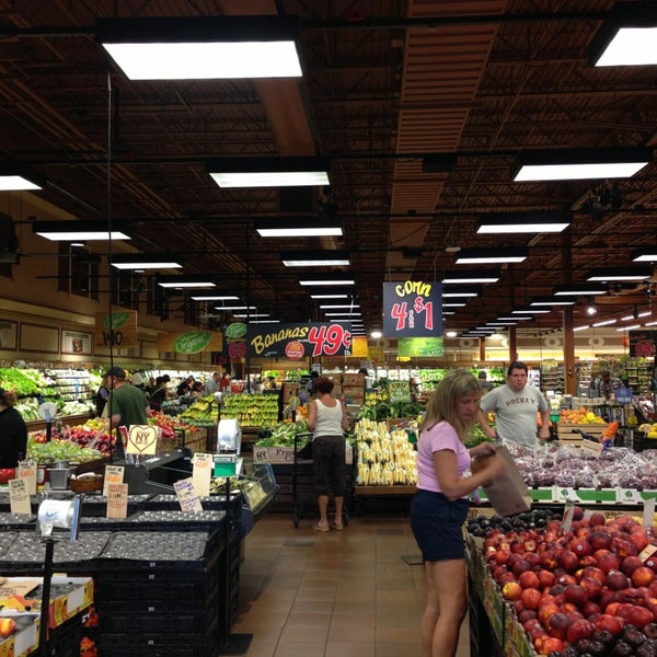 wegmans sheridan drive sub shop