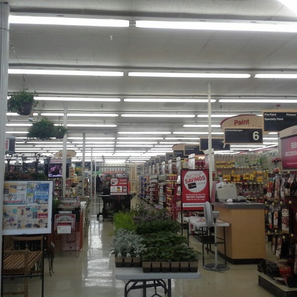 Westlake Ace Hardware 042 32 E 15th St