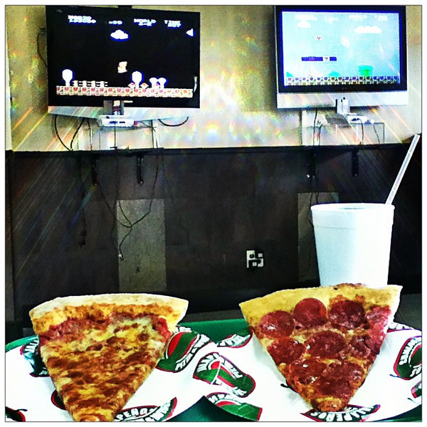 Jalapenos Pizza and Wings San Isidro Laredo, TX