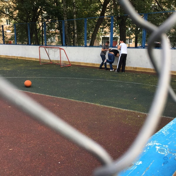 Футбольная коробка