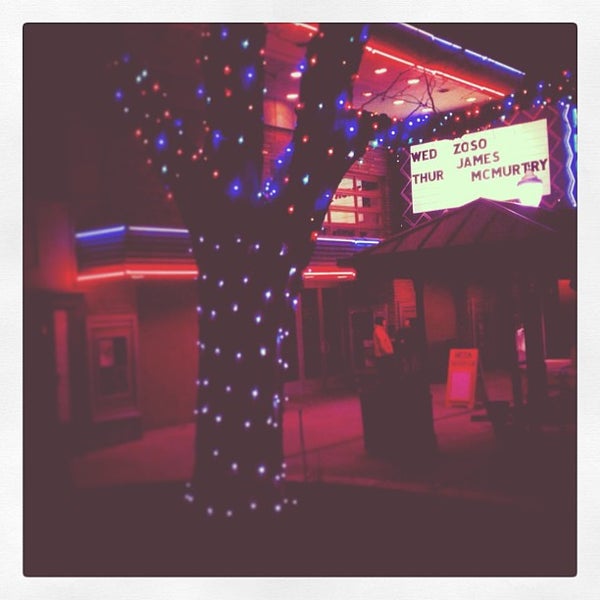 Foto tomada en Mesa Theatre  Club &amp; Lounge  por Matthew C. el 2/22/2013