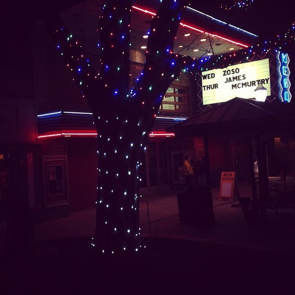Foto tirada no(a) Mesa Theatre  Club &amp; Lounge por Matthew C. em 2/21/2013